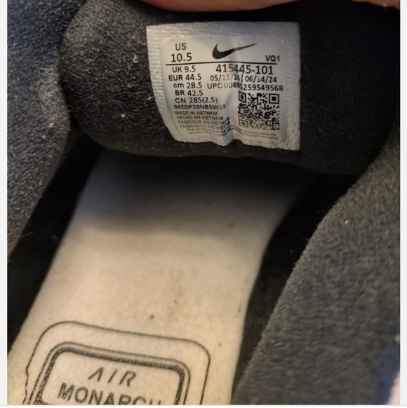 NIKE Air Monarch Mens Training Shoes Gently Used SZ 10.5 - Picture 11 of 11